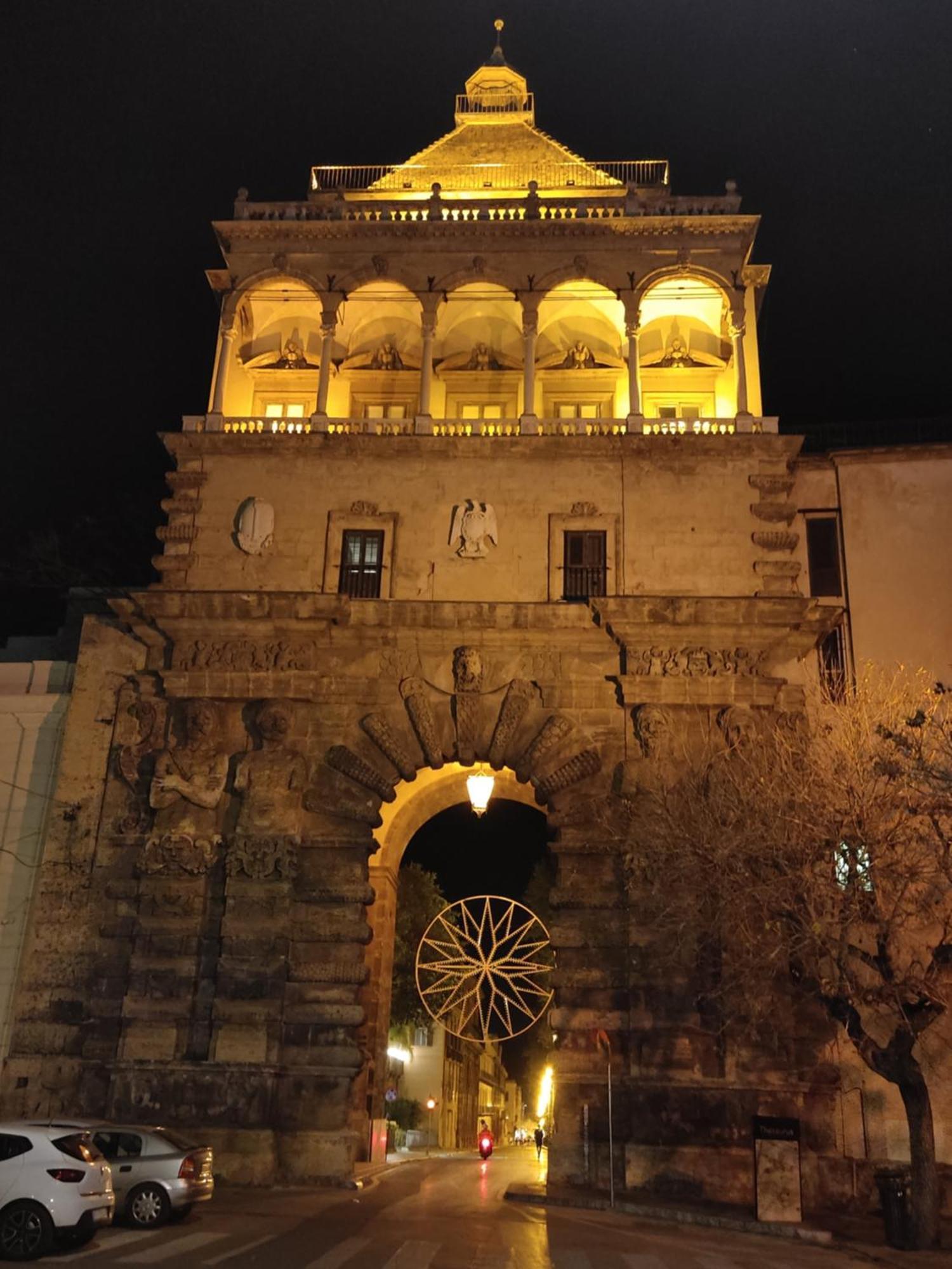 Apartamento La Terrazza Di Palermo Exterior foto